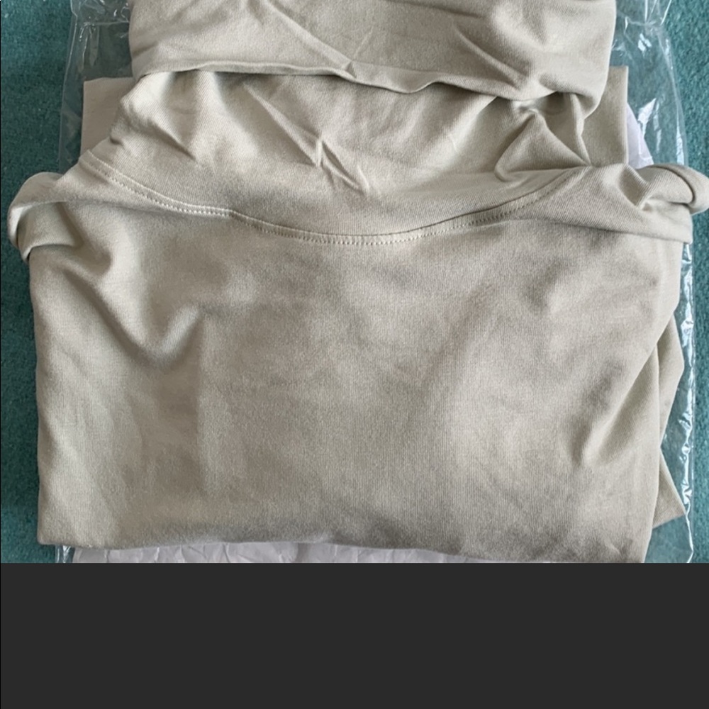 Universal Standard Jersey Turtleneck Size S 14-16